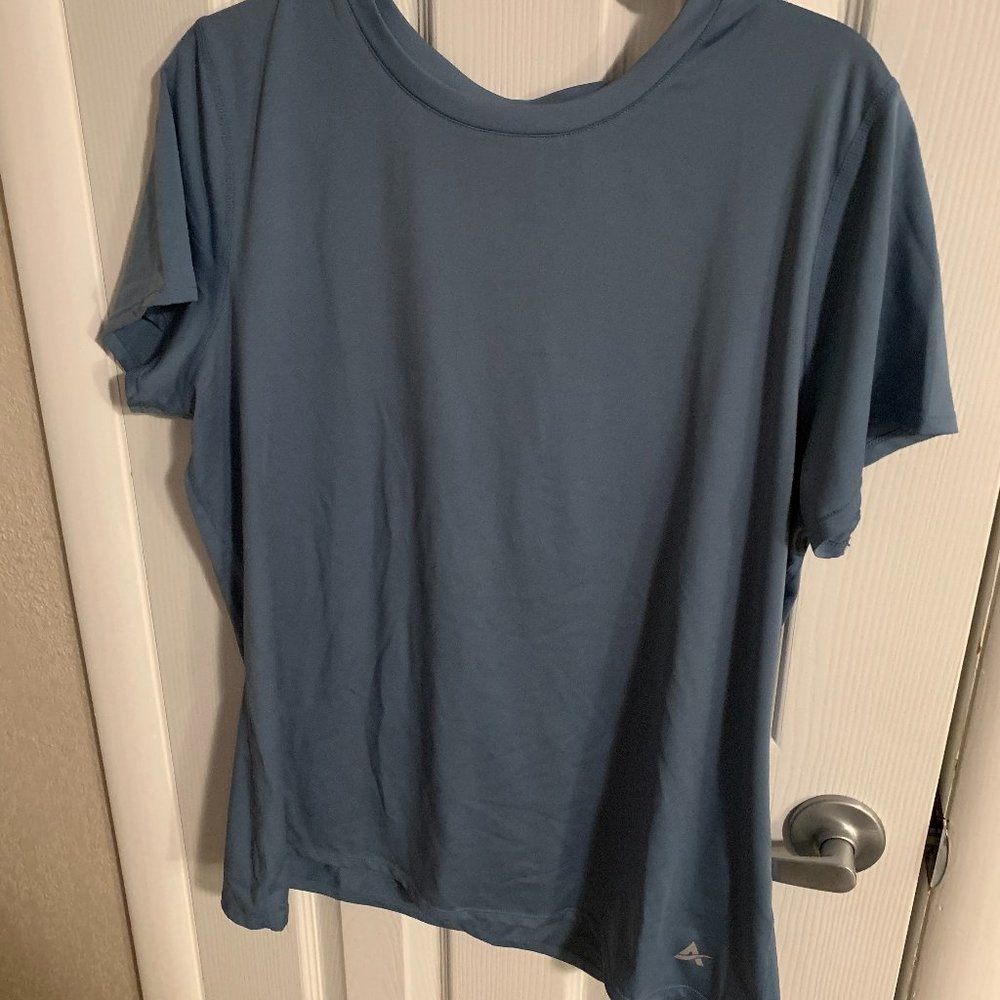 Arctic Cool Instant Cooling Women's Crew Neck Shirt